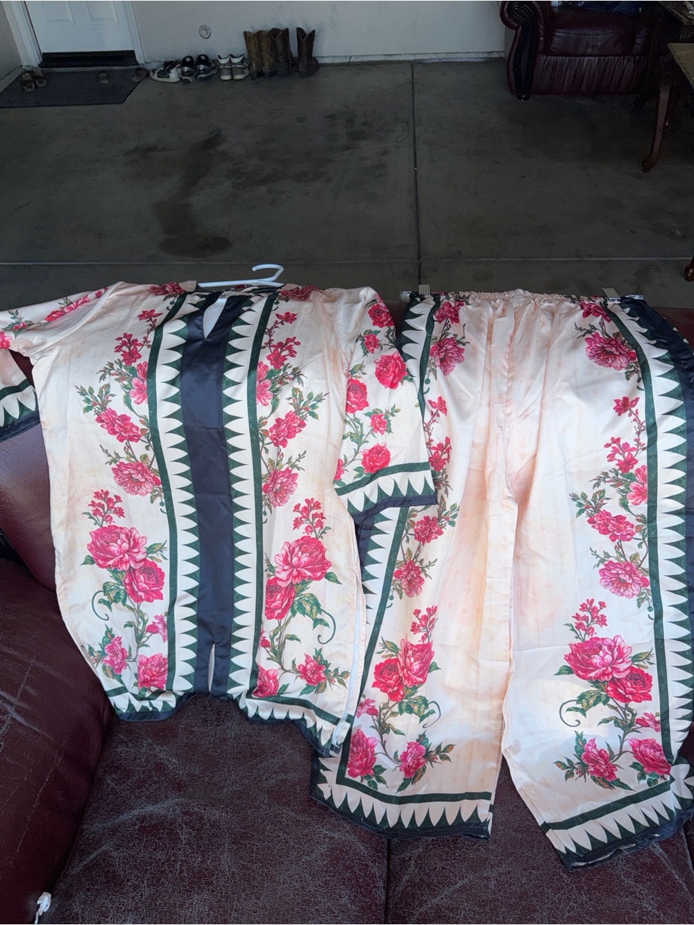 Floral Rose Printed Two-Piece Lounge Set in Pink and Green
